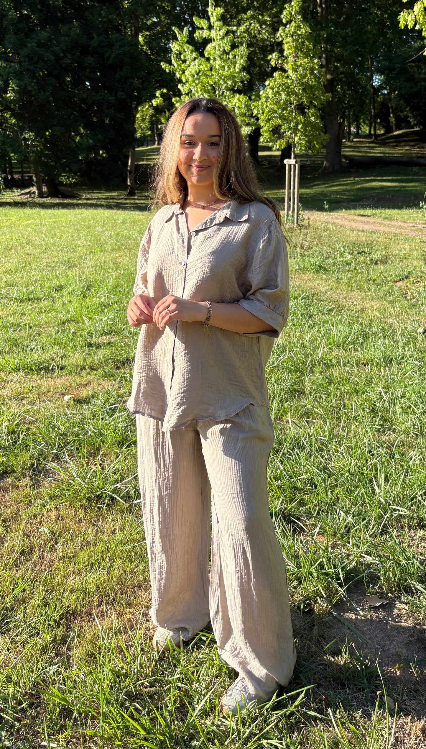 Ensemble chemise plus pantalon