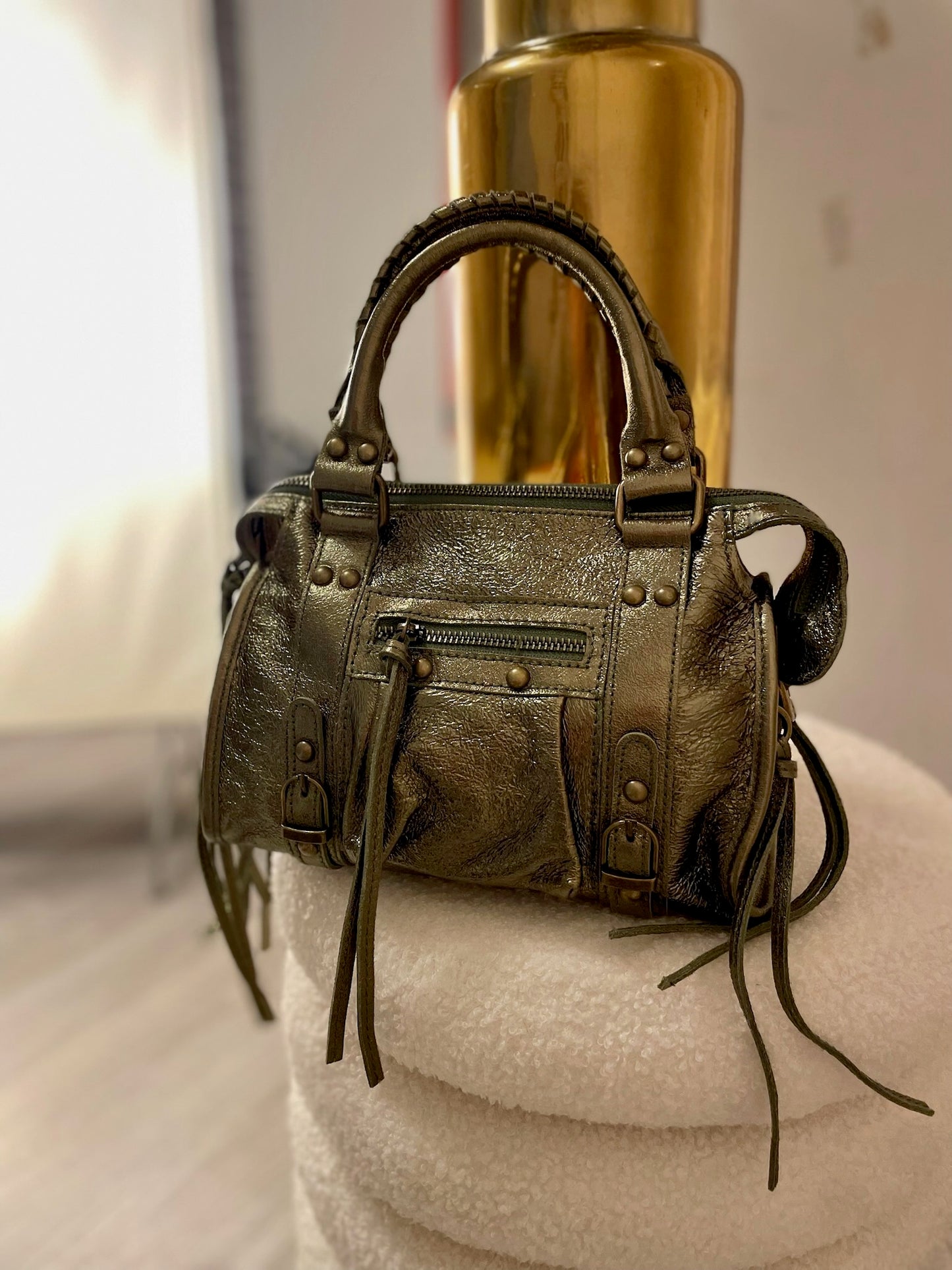 Sac capucine cuir
